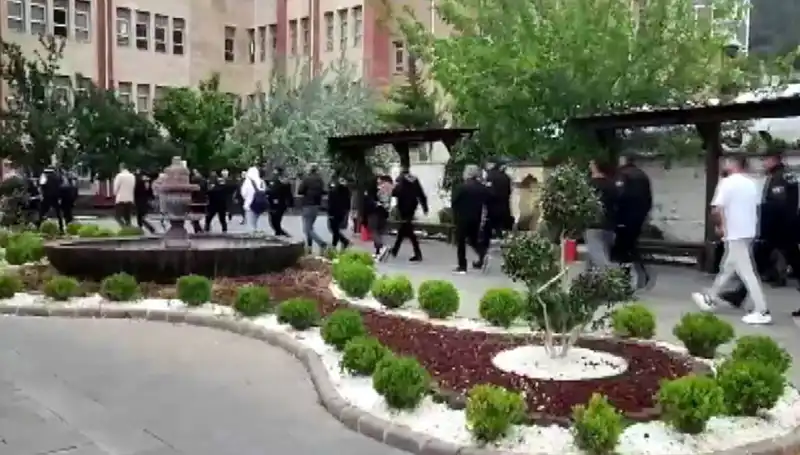 200 Milyon Liralık Vurgun: Şaşırtıcı Operasyonla 16 Kişi Tutuklandı!