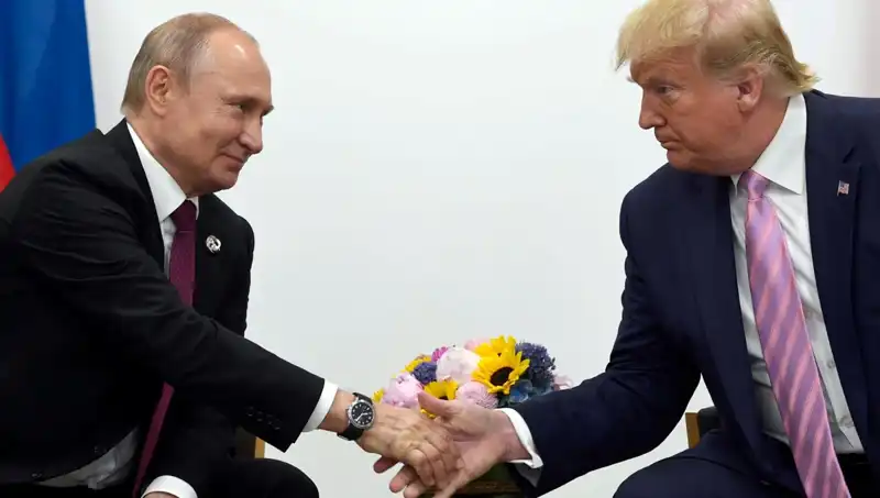 Putin ve Trump'ın Sıradışı Telefon Görüşmesi: Dünya İçin Ne Anlama Geliyor?