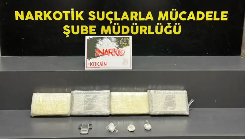 İzmir'de Uyuşturucu Operasyonunda Şok Gelişmeler