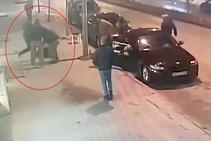 Bacak Kıran Park Yeri Kavgası: Üç Kişilik İki Sözlü Tartışma Kanlı Sonuçlandı
