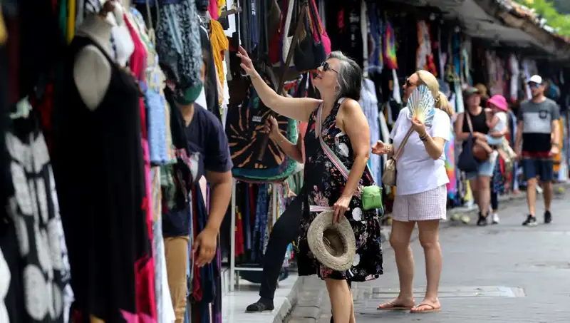 Bali’de Turistlere Kıyafet Yasağı Getirildi: Cezalar Başlıyor!
