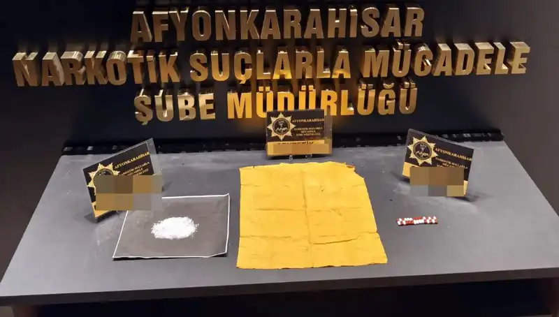 Afyonkarahisar'da Gün Yüzüne Çıkan Uyuşturucu Ağı: 3 Kişi Tutuklandı!
