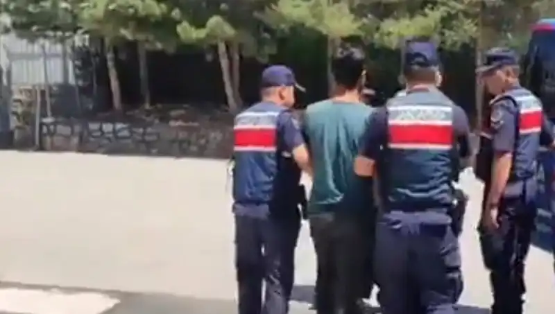 14 İlde DAEŞ Operasyonu: Emniyet 26 Kişiyi Gözaltına Aldı!