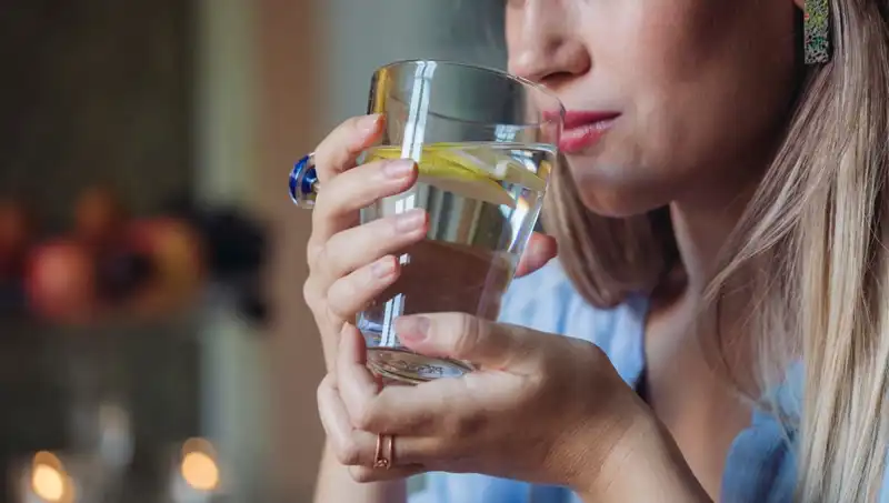 Harvardlı Uzman Limonlu Suyun Sağlık Faydalarını Ortaya Koydu!