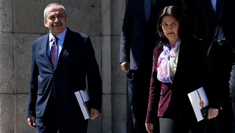 DEM Heyetinden Önemli Açıklama: Pervin Buldan Yasal Adımları Gözden Geçirecek