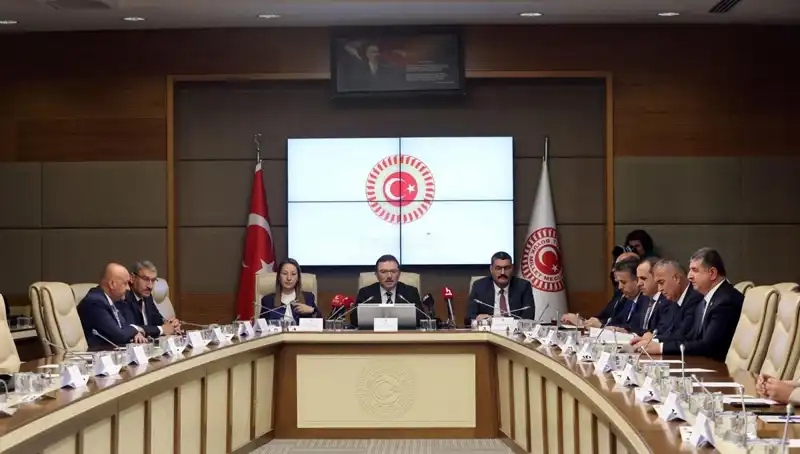 Türkiye'nin Gündeminde Kartalkaya Yangını: Meclis Araştırma Komisyonu Oluşturdu