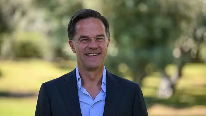 Rutte'nin Eurofighter Açıklaması: Müttefiklere Kısıtlama Getirmeme Çağrısı